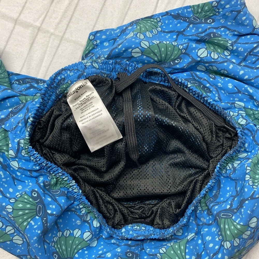 Patagonia Men's Blue Swim Shorts,Patagonia Worn Wear
M's Baggies‎ Longs SZ S - Picture 6 of 14